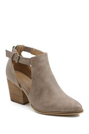 Fimby Pointed Toe Cutout Bootie