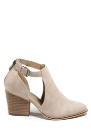 Fimby Pointed Toe Cutout Bootie